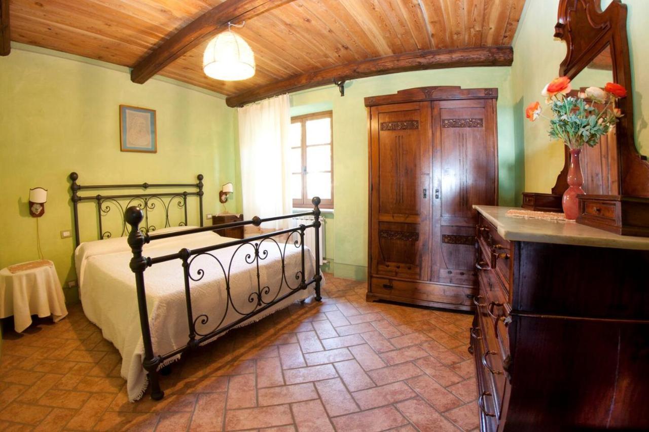 Borgo Sanguineto Apartment Tuoro sul Trasimeno Exterior photo